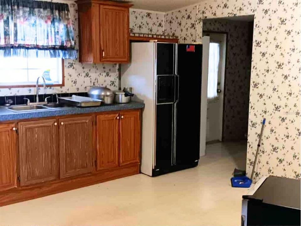 For Sale: $199,000 (3 beds, 2 baths, 1620 Square Feet)