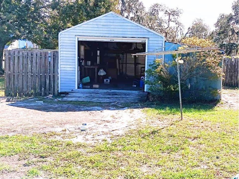 For Sale: $199,000 (3 beds, 2 baths, 1620 Square Feet)