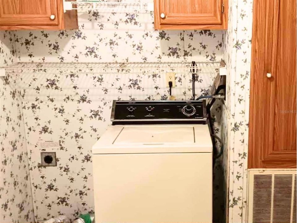 For Sale: $199,000 (3 beds, 2 baths, 1620 Square Feet)