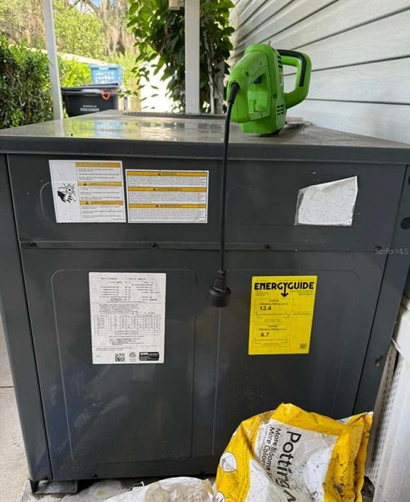 For Sale: $199,000 (3 beds, 2 baths, 1620 Square Feet)