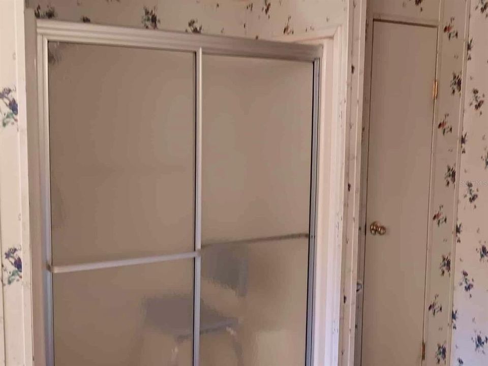 For Sale: $199,000 (3 beds, 2 baths, 1620 Square Feet)