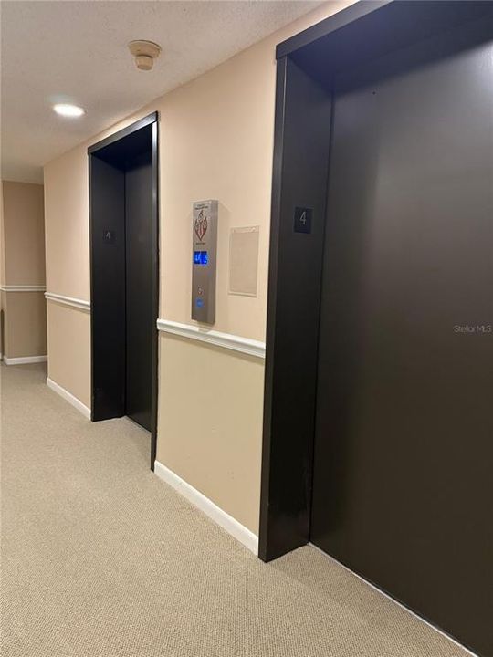 合同活跃: $2,000 (2 贝兹, 2 浴室, 1310 平方英尺)