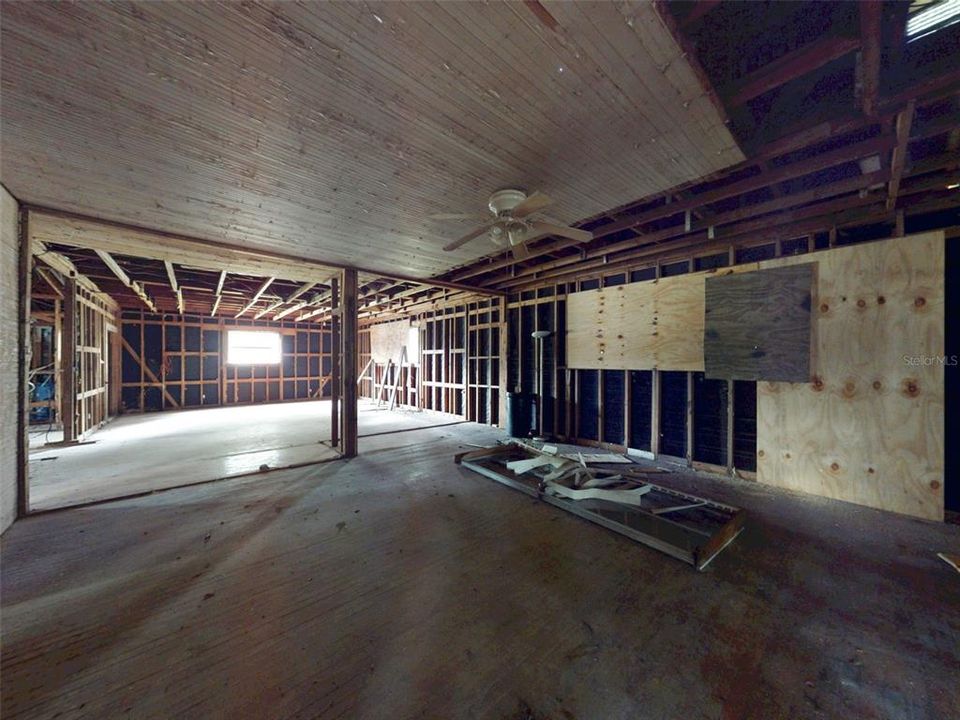 En Venta: $1,111,000 (3 camas, 3 baños, 2845 Pies cuadrados)