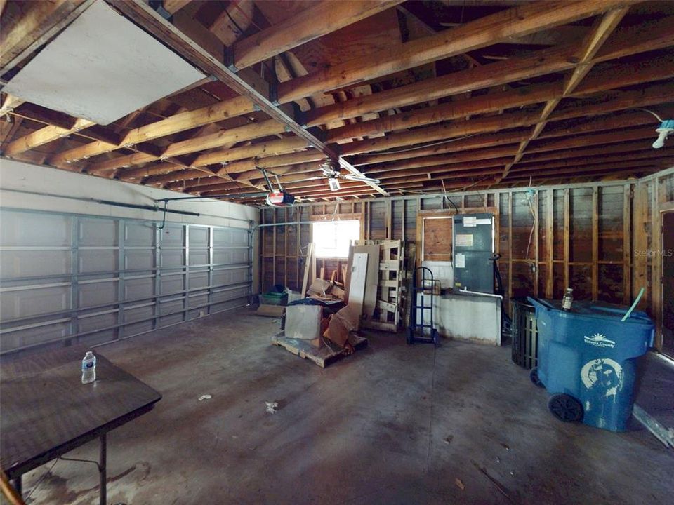 En Venta: $1,111,000 (3 camas, 3 baños, 2845 Pies cuadrados)