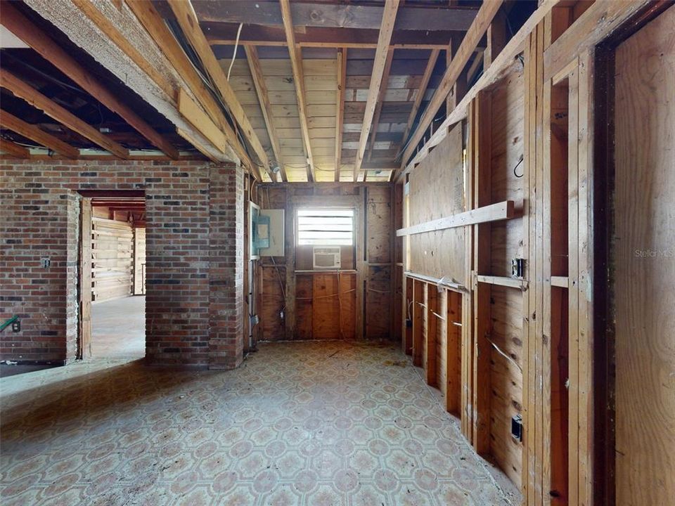 En Venta: $1,111,000 (3 camas, 3 baños, 2845 Pies cuadrados)