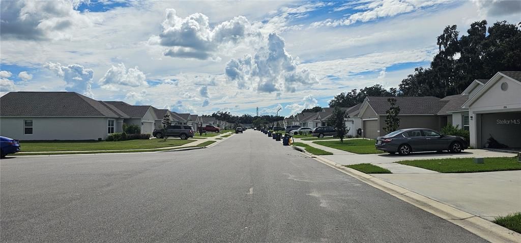 Active With Contract: $225,000 (3 beds, 2 baths, 1720 Square Feet)