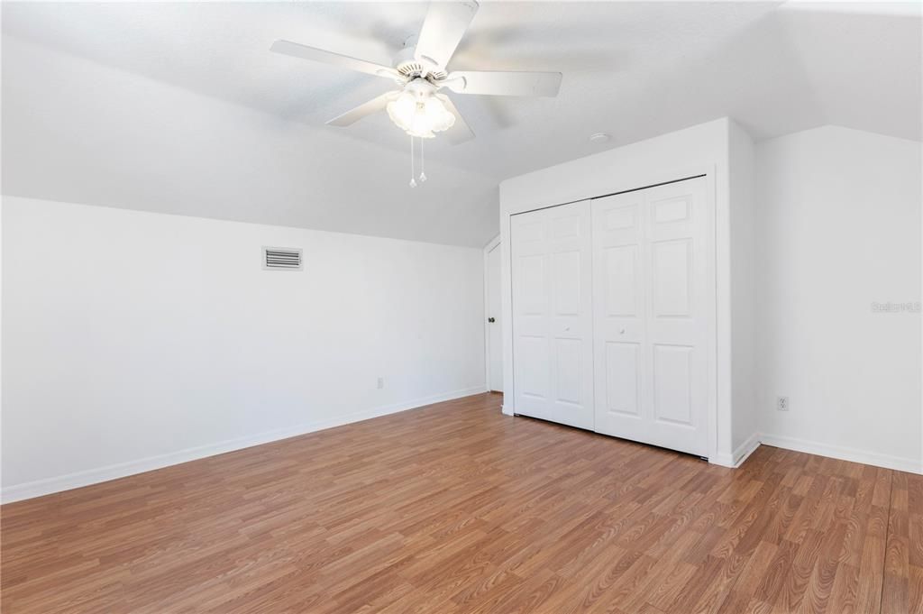 出租: $2,900 (4 贝兹, 3 浴室, 1856 平方英尺)