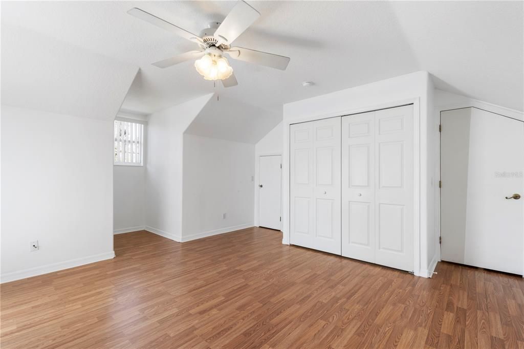 出租: $2,900 (4 贝兹, 3 浴室, 1856 平方英尺)