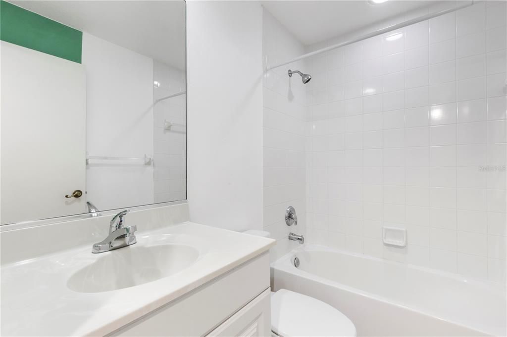 出租: $2,900 (4 贝兹, 3 浴室, 1856 平方英尺)