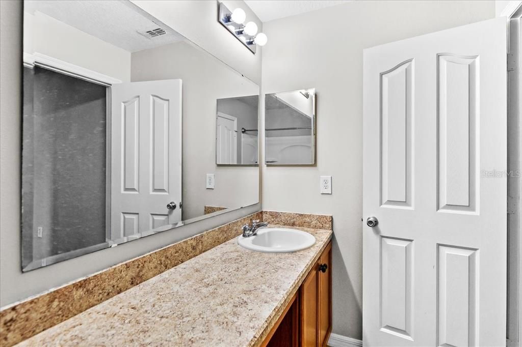 待售: $569,000 (5 贝兹, 4 浴室, 3607 平方英尺)