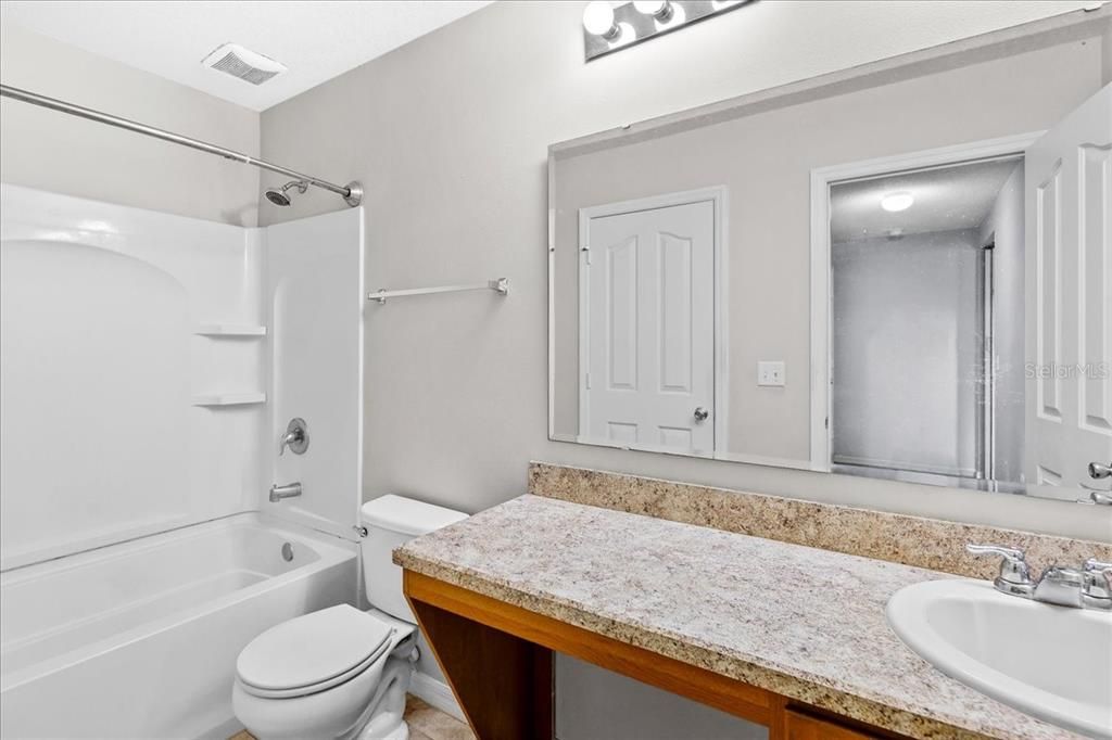 待售: $569,000 (5 贝兹, 4 浴室, 3607 平方英尺)