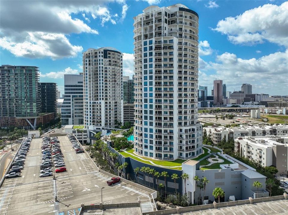 For Rent: $7,000 (3 beds, 3 baths, 1733 Square Feet)