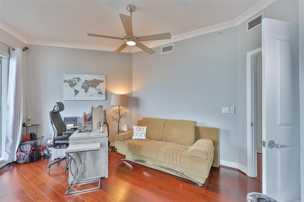 For Rent: $7,000 (3 beds, 3 baths, 1733 Square Feet)