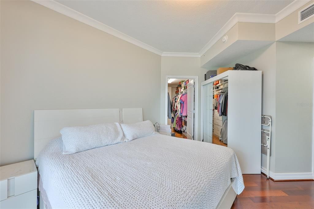 For Rent: $7,000 (3 beds, 3 baths, 1733 Square Feet)