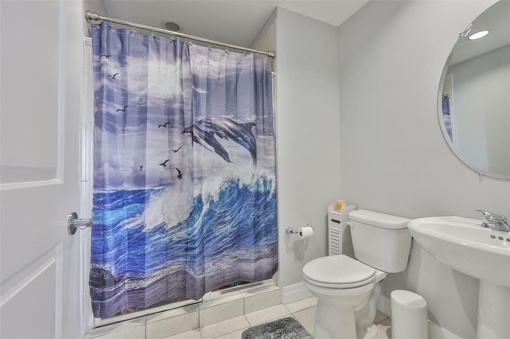 For Rent: $7,000 (3 beds, 3 baths, 1733 Square Feet)