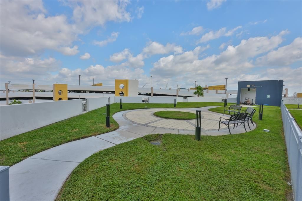 For Rent: $7,000 (3 beds, 3 baths, 1733 Square Feet)