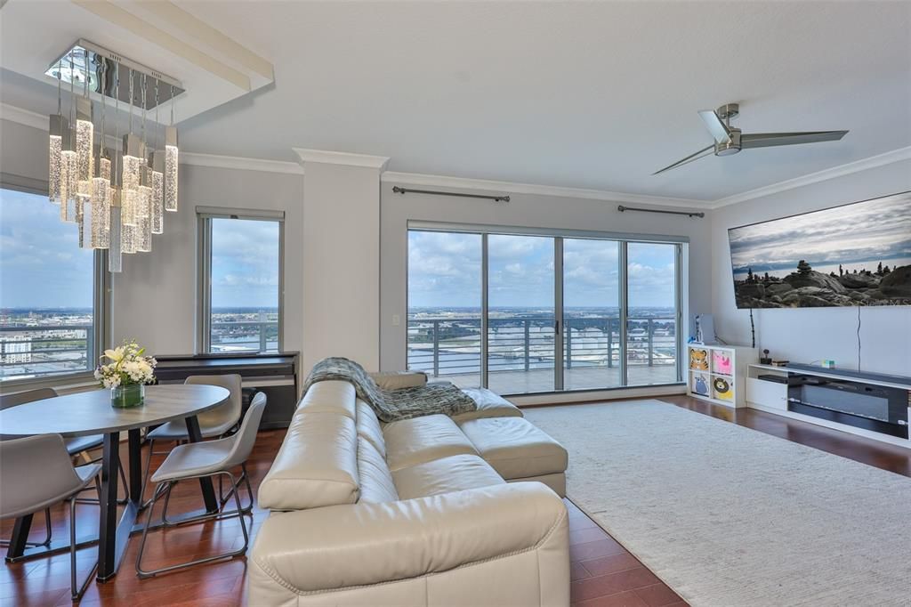 For Rent: $7,000 (3 beds, 3 baths, 1733 Square Feet)