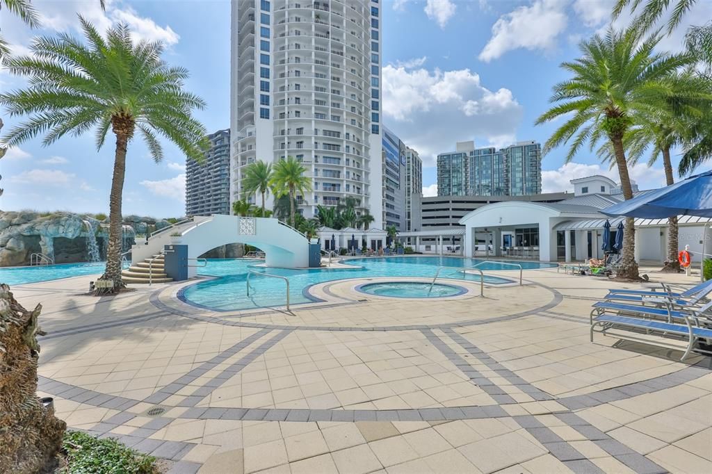 For Rent: $7,000 (3 beds, 3 baths, 1733 Square Feet)