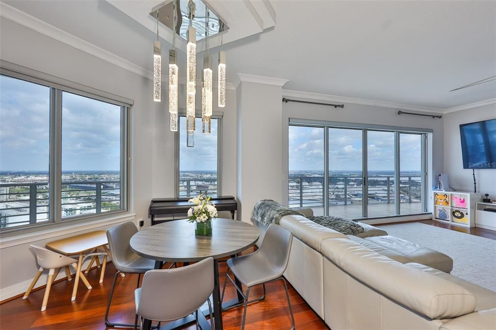 For Rent: $7,000 (3 beds, 3 baths, 1733 Square Feet)