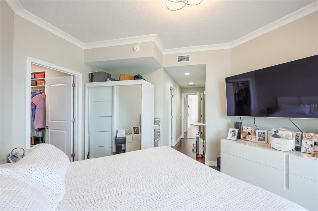 For Rent: $7,000 (3 beds, 3 baths, 1733 Square Feet)