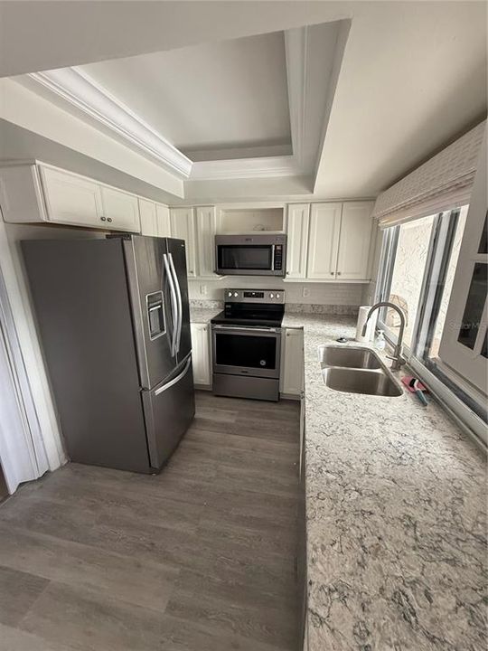 В аренду: $2,495 (3 спален, 2 ванн, 1738 Квадратных фут)