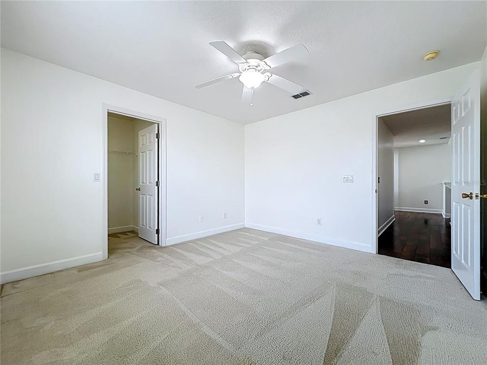 В аренду: $3,850 (5 спален, 3 ванн, 3742 Квадратных фут)