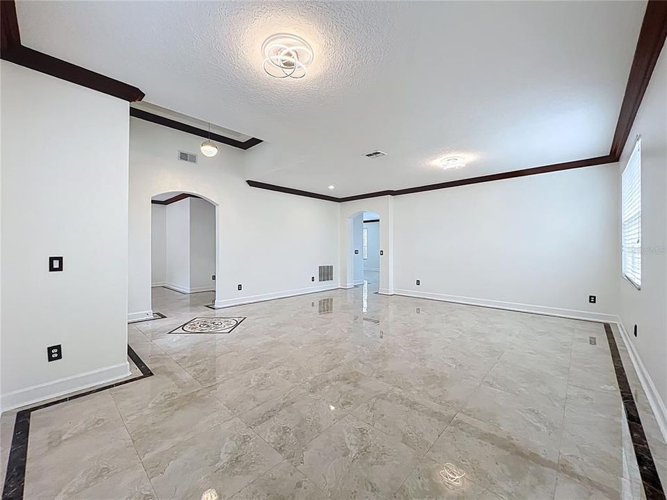 В аренду: $3,850 (5 спален, 3 ванн, 3742 Квадратных фут)