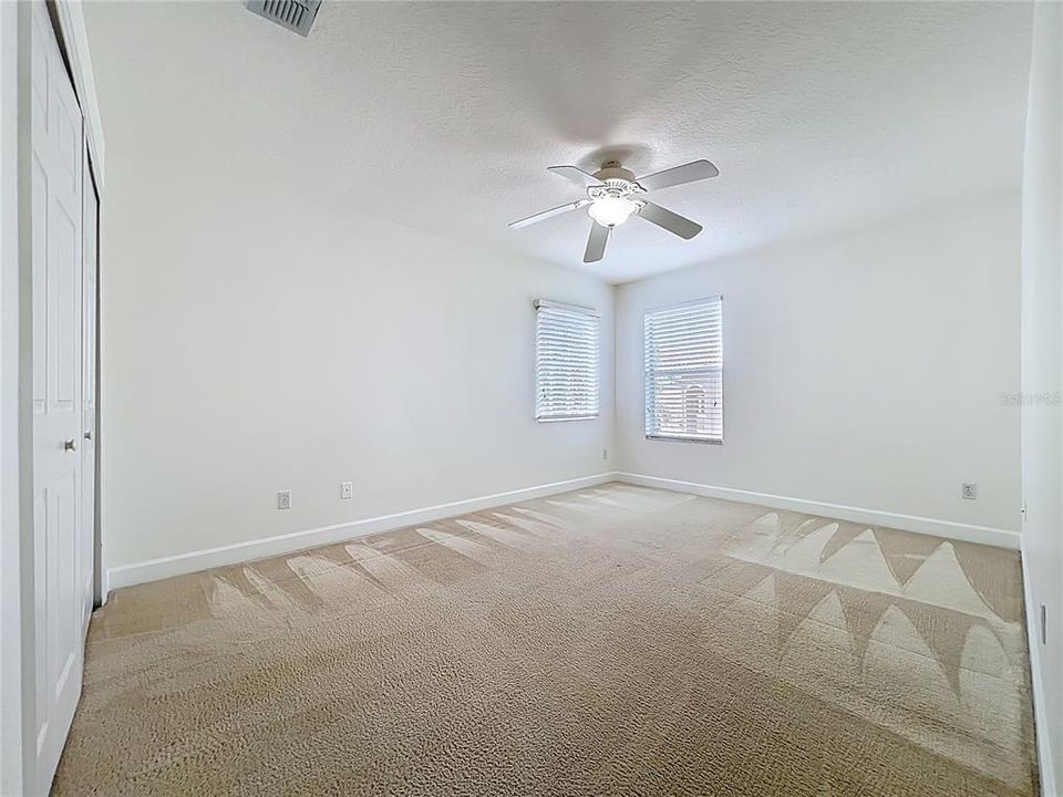 В аренду: $3,850 (5 спален, 3 ванн, 3742 Квадратных фут)