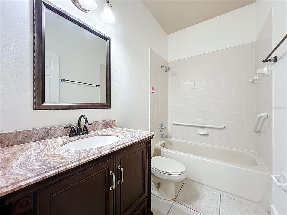 В аренду: $3,850 (5 спален, 3 ванн, 3742 Квадратных фут)