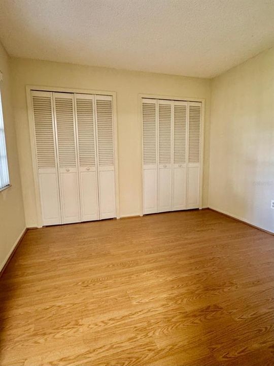 For Sale: $205,000 (2 beds, 2 baths, 918 Square Feet)