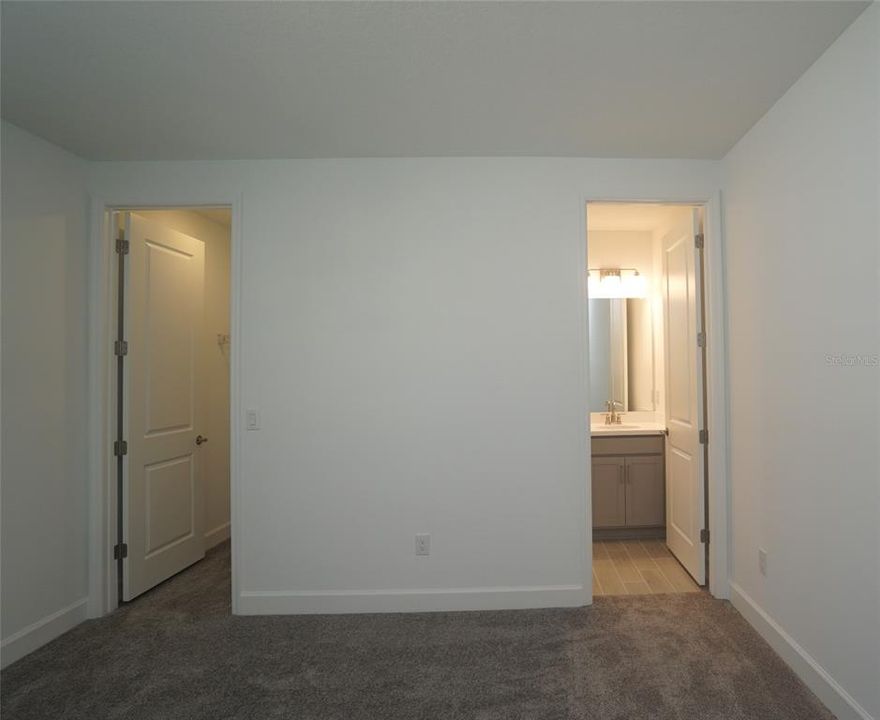 В аренду: $3,750 (5 спален, 4 ванн, 3845 Квадратных фут)