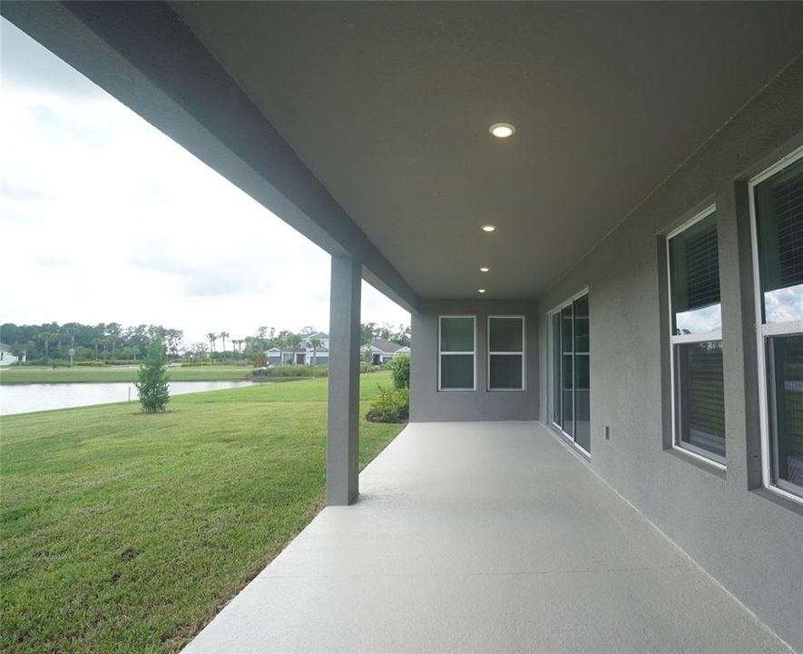 В аренду: $3,750 (5 спален, 4 ванн, 3845 Квадратных фут)