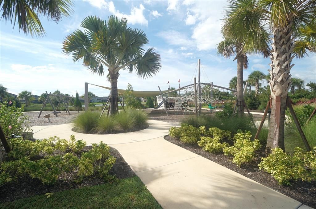 В аренду: $3,750 (5 спален, 4 ванн, 3845 Квадратных фут)