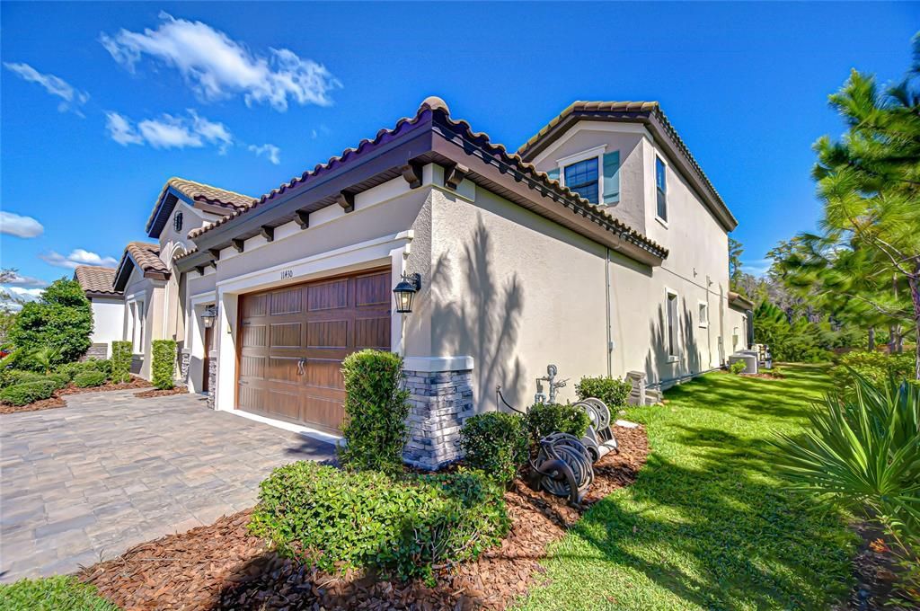 For Sale: $1,149,000 (5 beds, 4 baths, 3307 Square Feet)