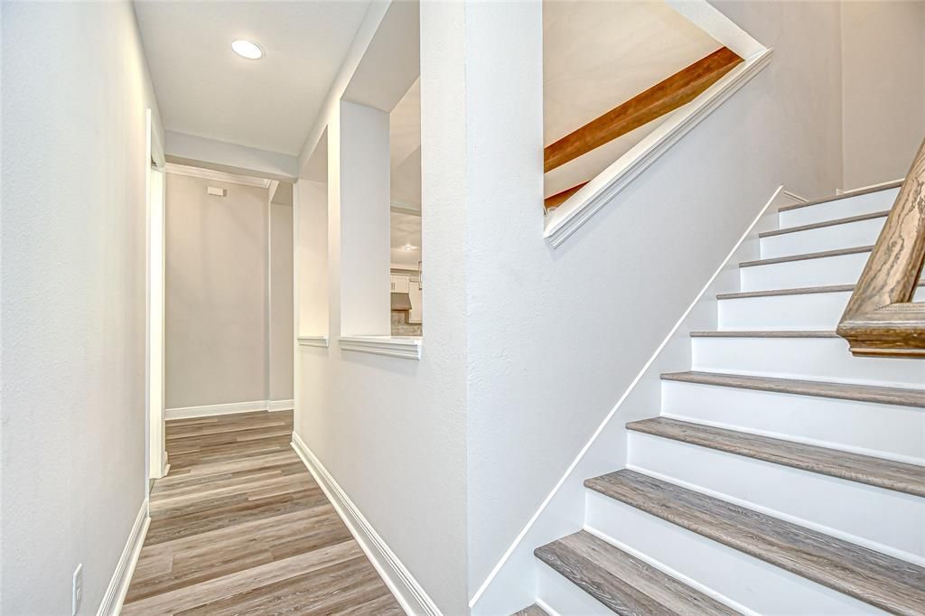 For Sale: $1,149,000 (5 beds, 4 baths, 3307 Square Feet)