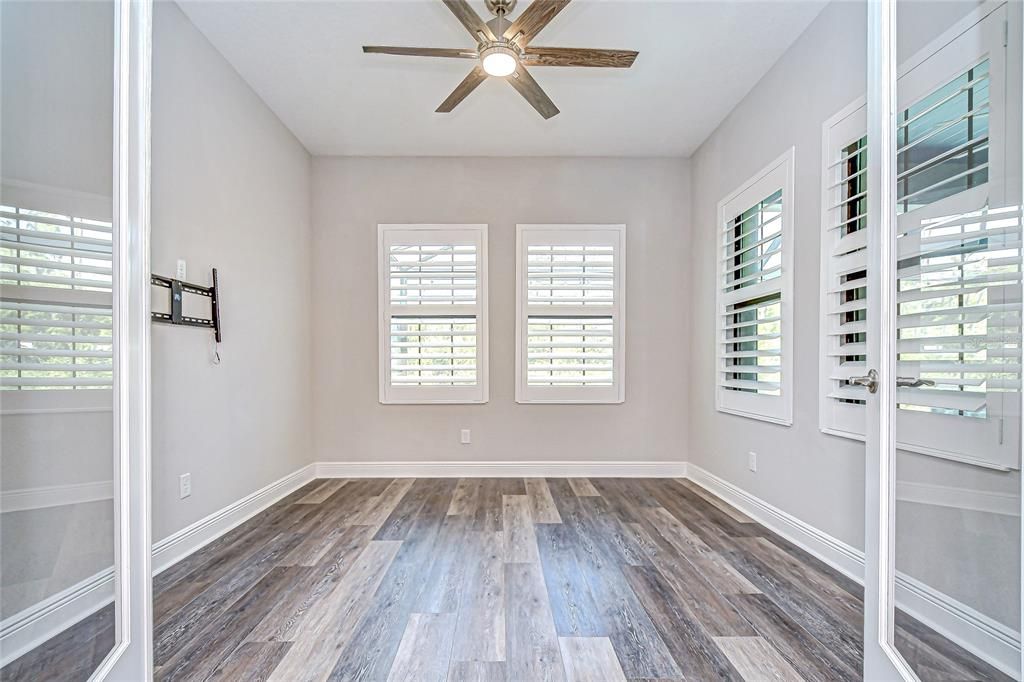 For Sale: $1,149,000 (5 beds, 4 baths, 3307 Square Feet)