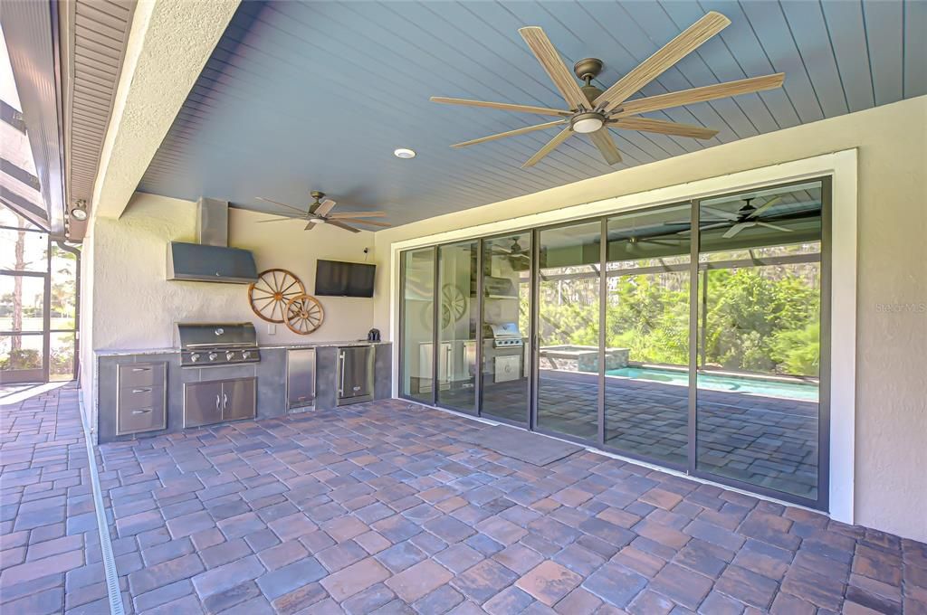 For Sale: $1,149,000 (5 beds, 4 baths, 3307 Square Feet)