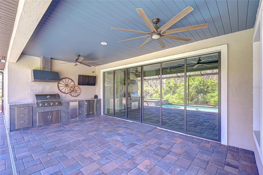 For Sale: $1,149,000 (5 beds, 4 baths, 3307 Square Feet)