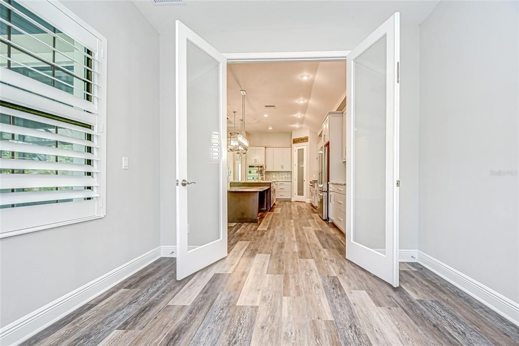 For Sale: $1,149,000 (5 beds, 4 baths, 3307 Square Feet)