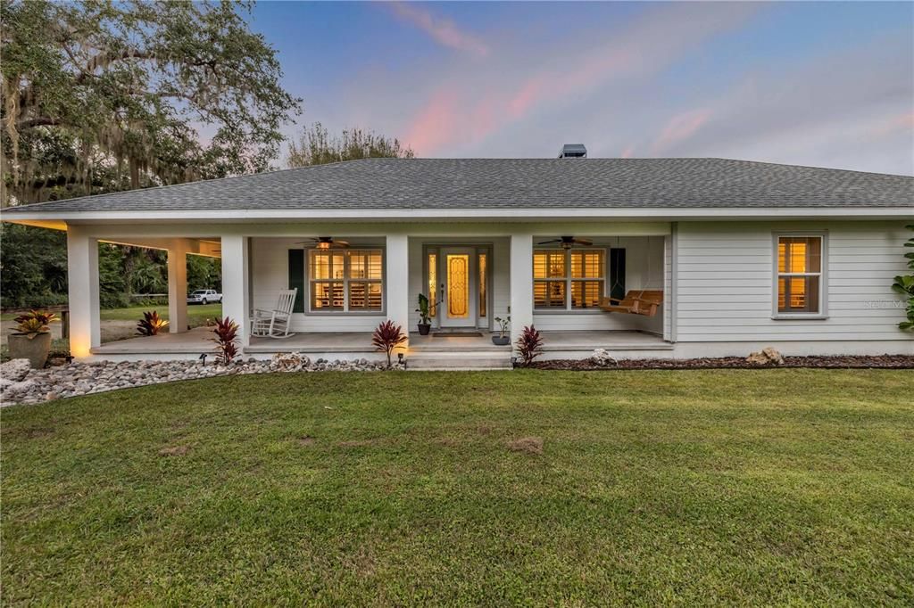 En Venta: $1,390,000 (4 camas, 3 baños, 2550 Pies cuadrados)