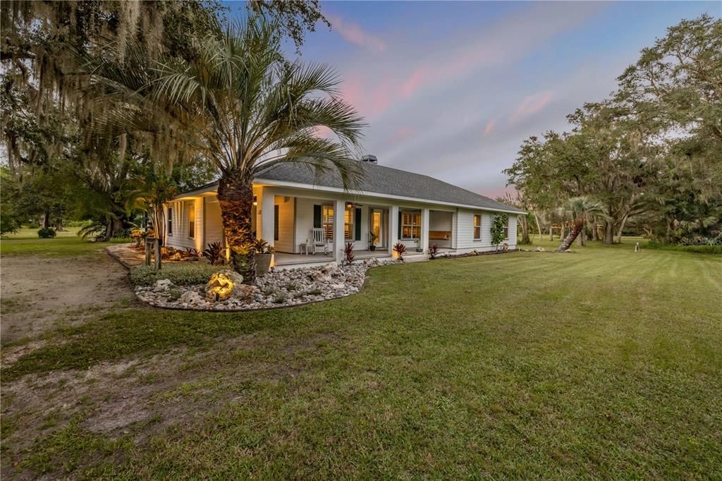 En Venta: $1,390,000 (4 camas, 3 baños, 2550 Pies cuadrados)