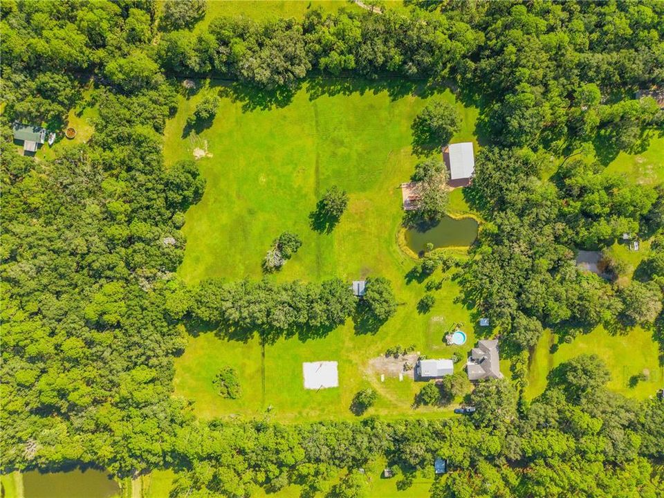 En Venta: $1,390,000 (4 camas, 3 baños, 2550 Pies cuadrados)