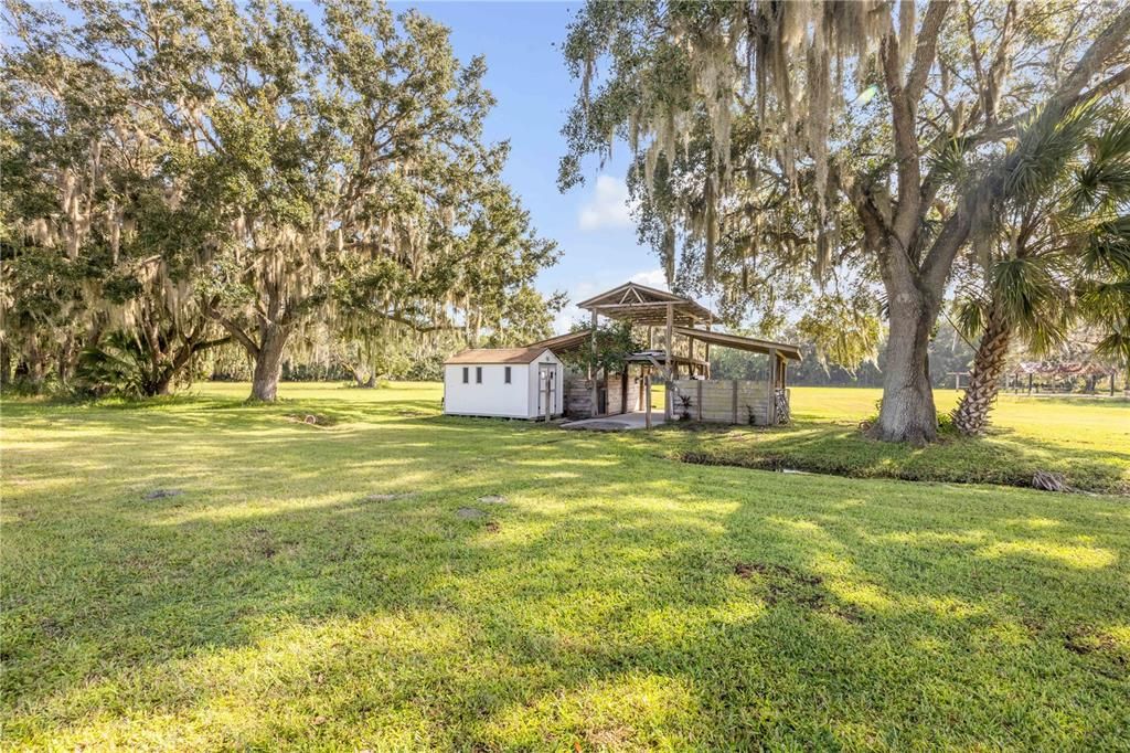 En Venta: $1,390,000 (4 camas, 3 baños, 2550 Pies cuadrados)