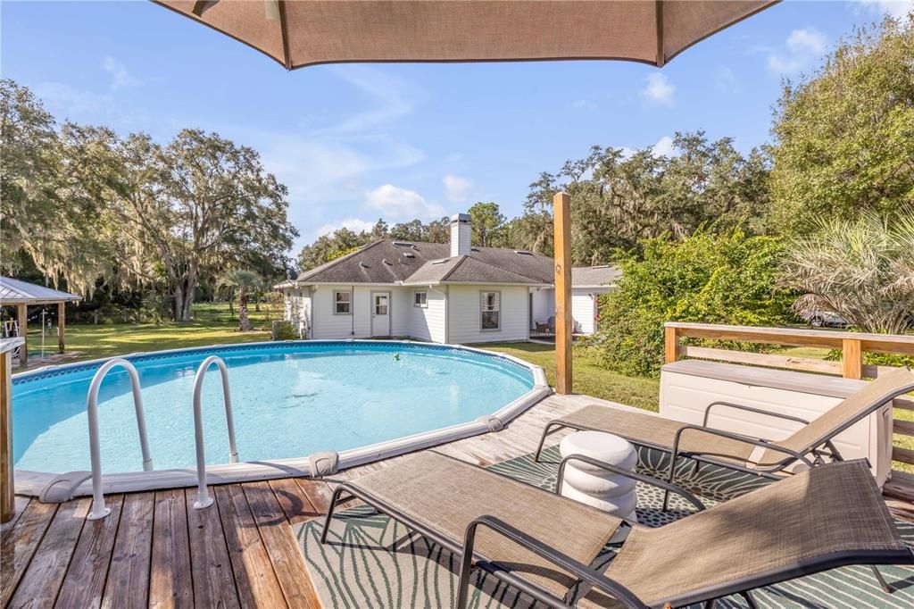 En Venta: $1,390,000 (4 camas, 3 baños, 2550 Pies cuadrados)