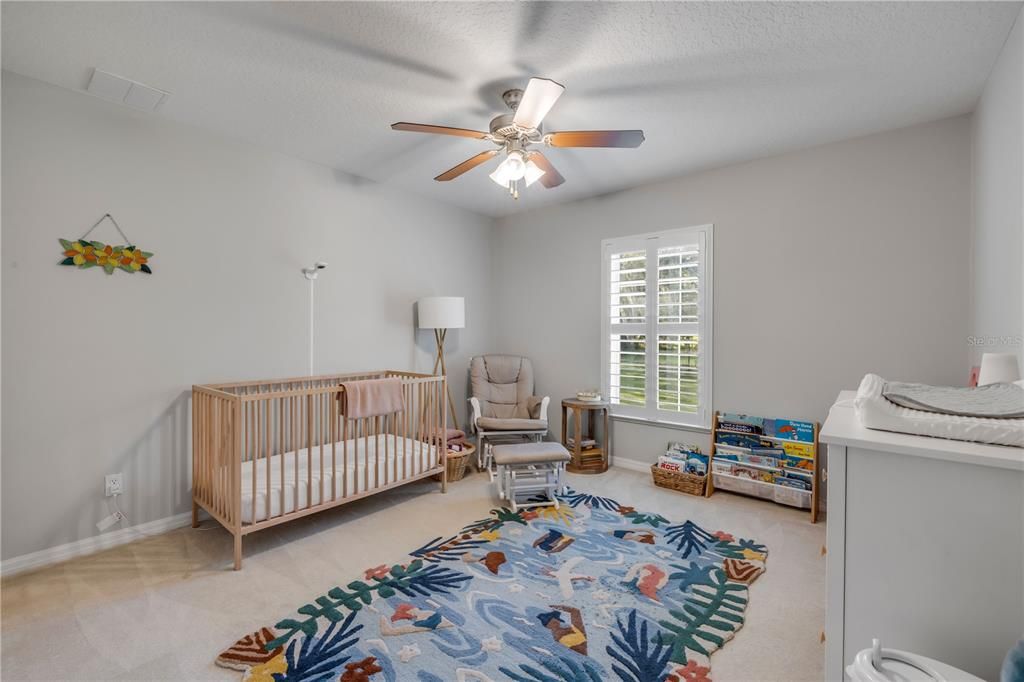 En Venta: $1,390,000 (4 camas, 3 baños, 2550 Pies cuadrados)