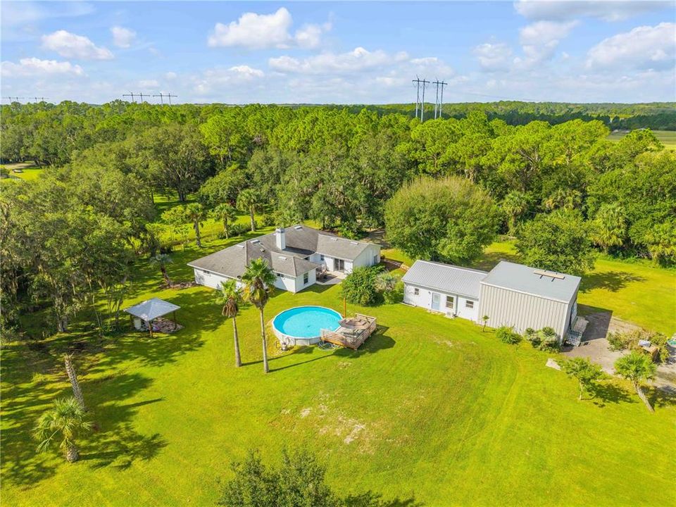 En Venta: $1,390,000 (4 camas, 3 baños, 2550 Pies cuadrados)