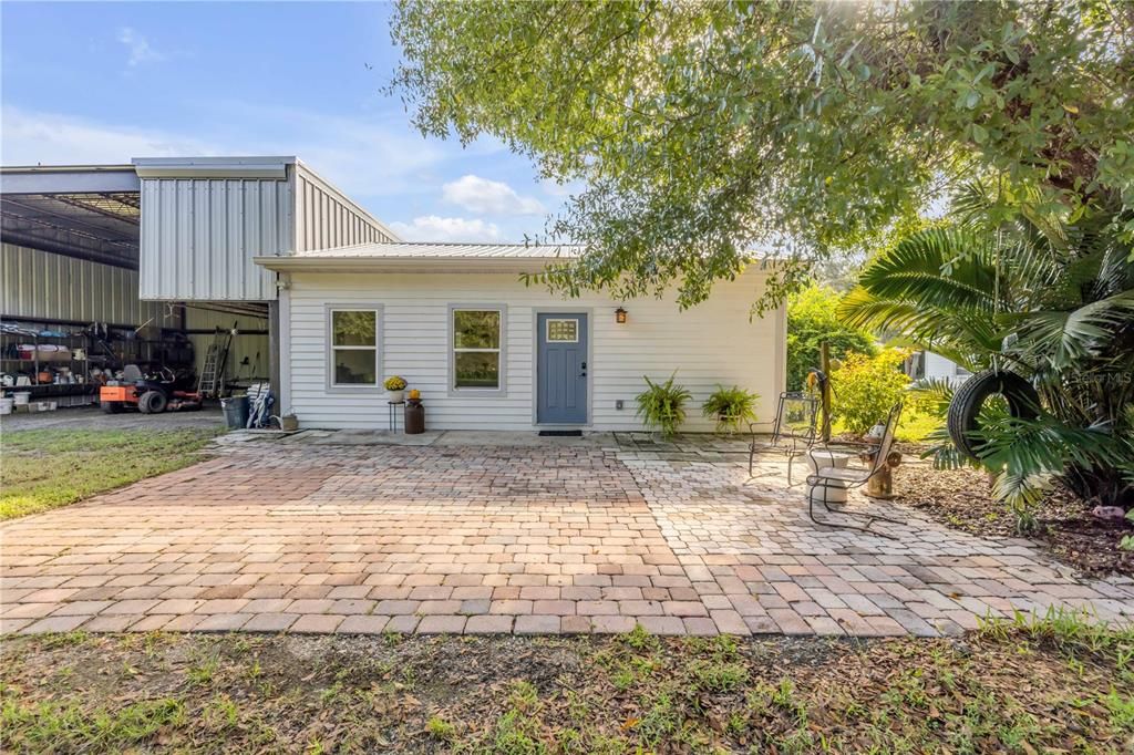 En Venta: $1,390,000 (4 camas, 3 baños, 2550 Pies cuadrados)