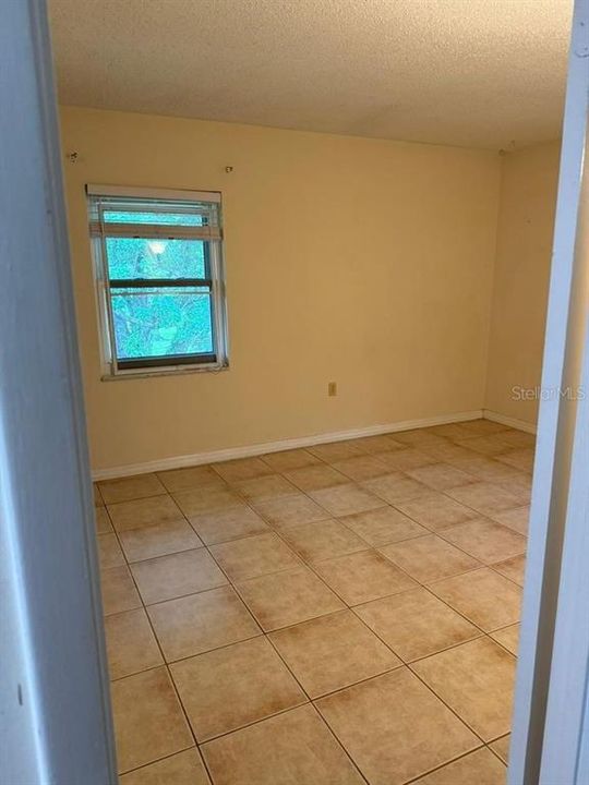 For Sale: $155,000 (2 beds, 2 baths, 1012 Square Feet)