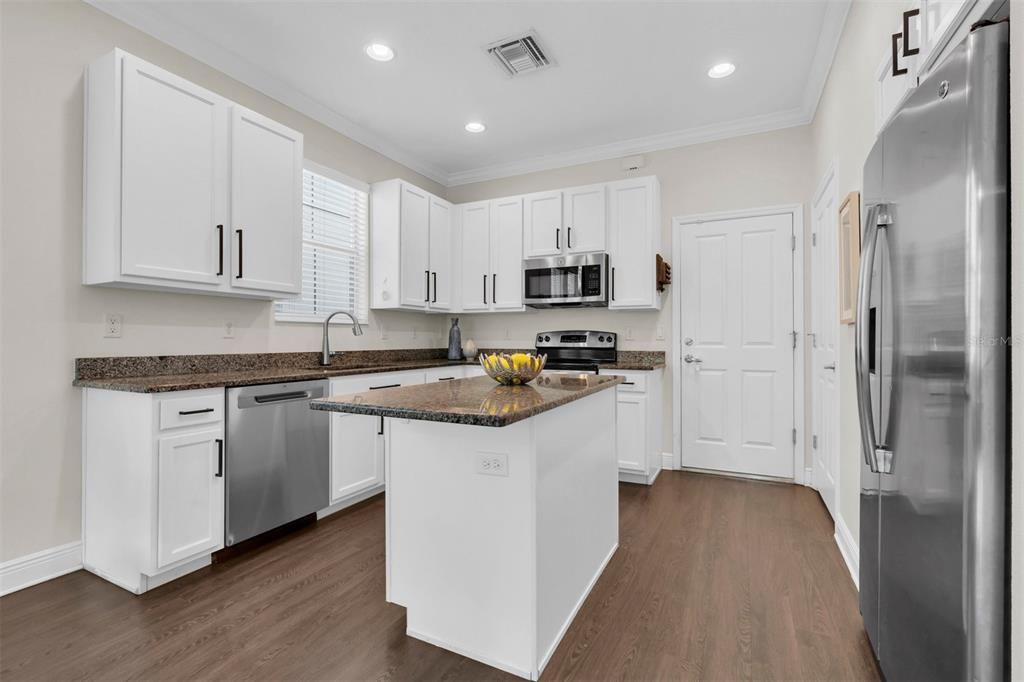 En Renta: $2,850 (3 camas, 2 baños, 1365 Pies cuadrados)