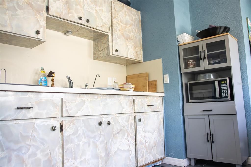 En Venta: $285,000 (2 camas, 1 baños, 702 Pies cuadrados)